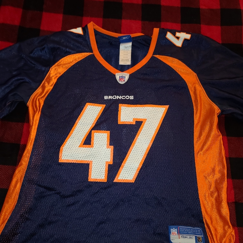 Denver Broncos Lynch Jersey  Kids Size large